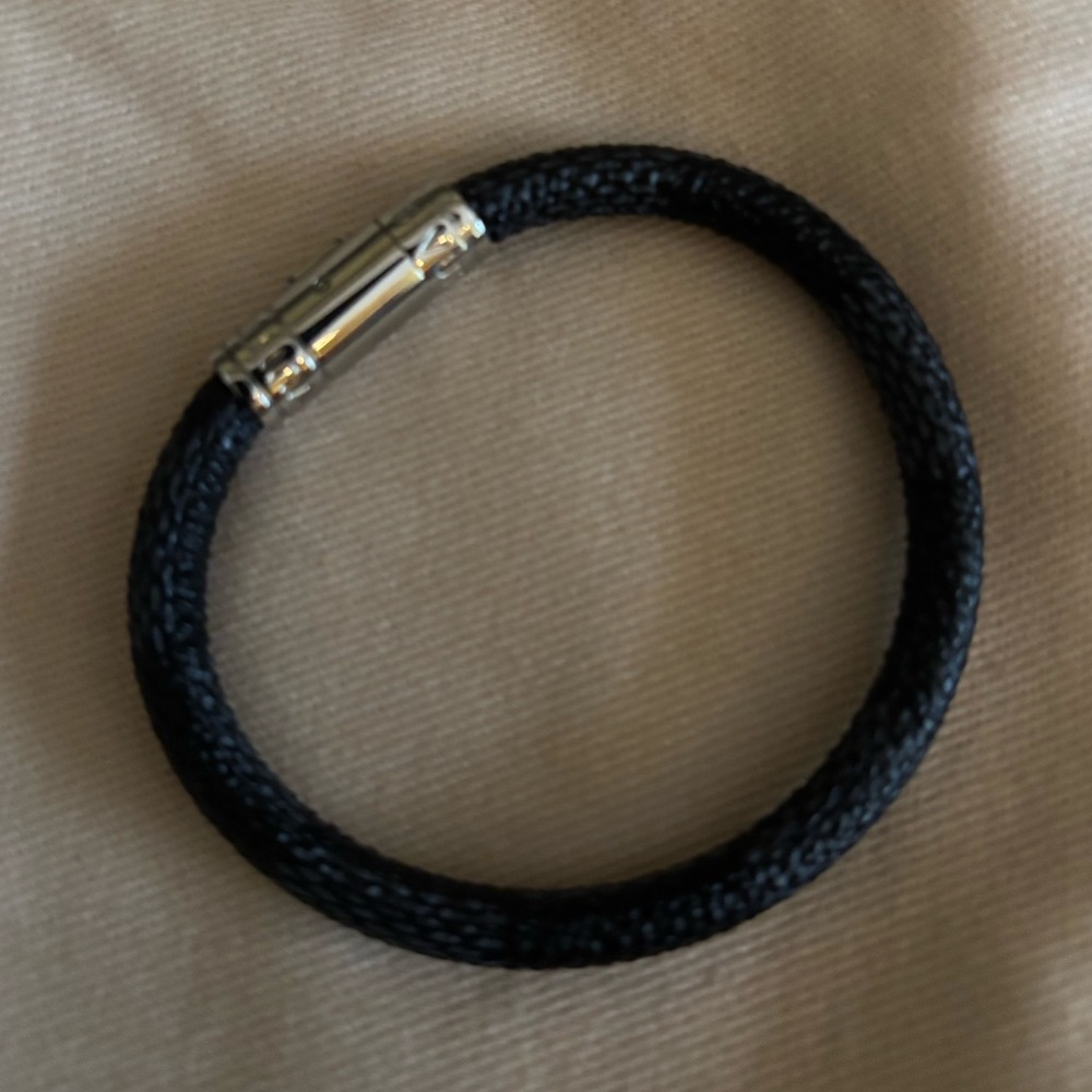 Brand NEW! Keep It Bracelet